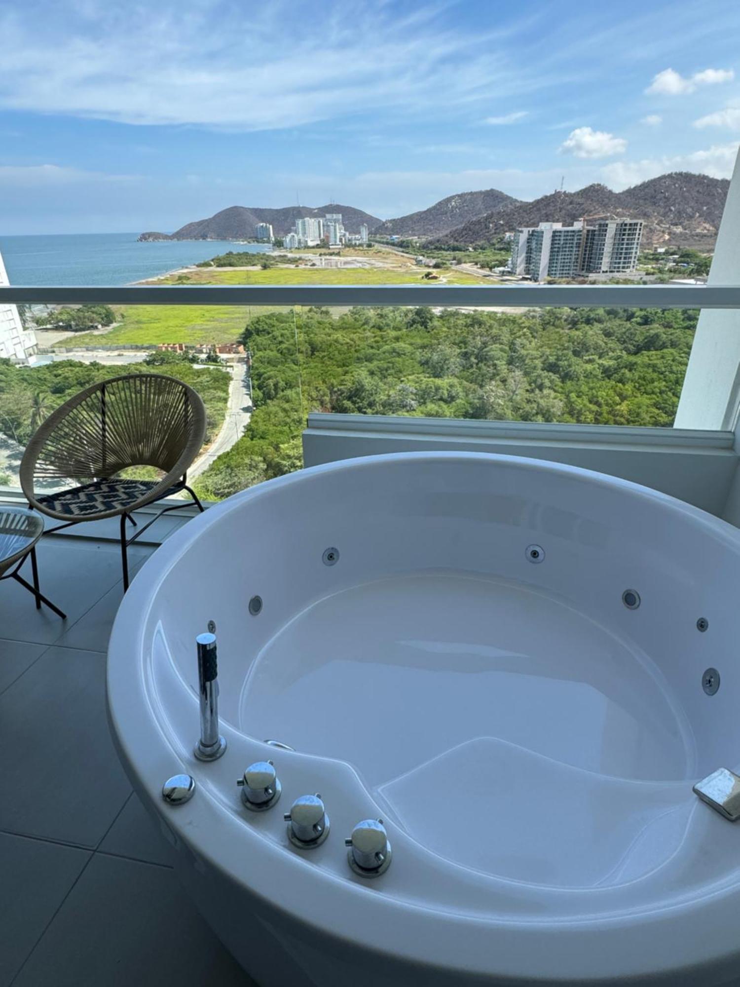 Suite Con Jacuzzi Y Vista Al Mar Piso 14 Santa Marta  Exterior photo