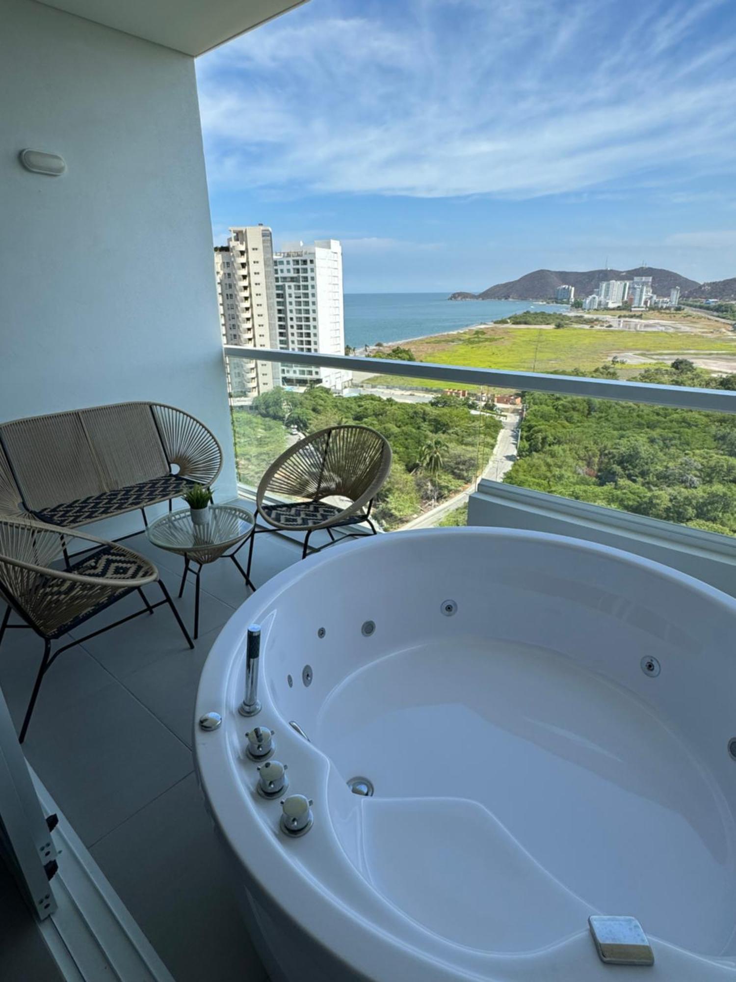 Suite Con Jacuzzi Y Vista Al Mar Piso 14 Santa Marta  Exterior photo